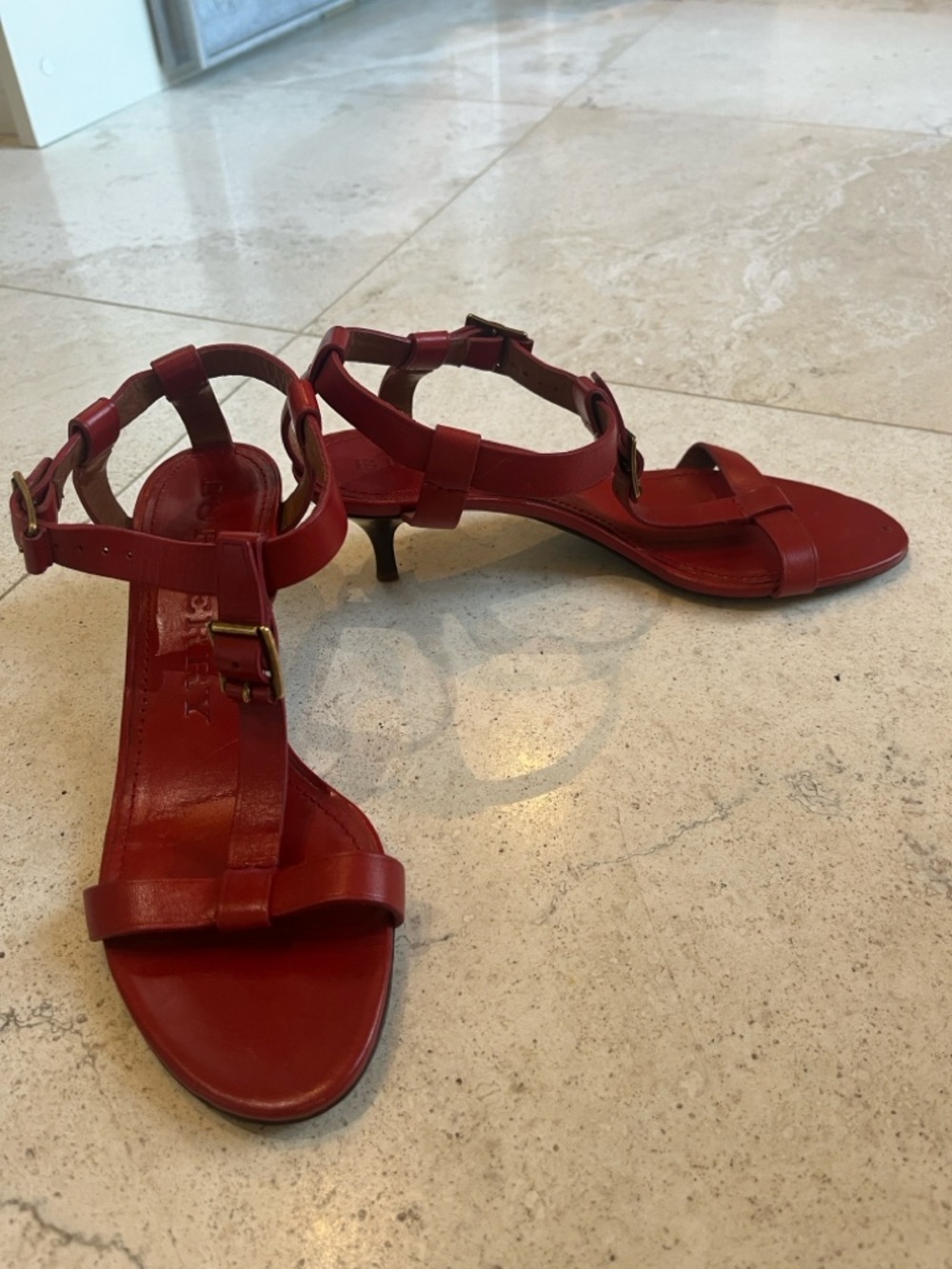 Burberry Red Leather Strappy Kitten Heel Sandals Sz 38 - Picture 11 of 11